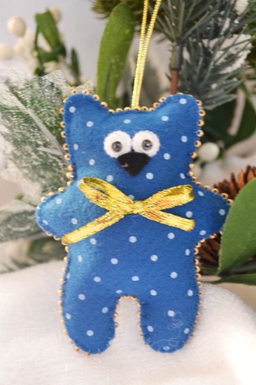 Детские елочные игрушки