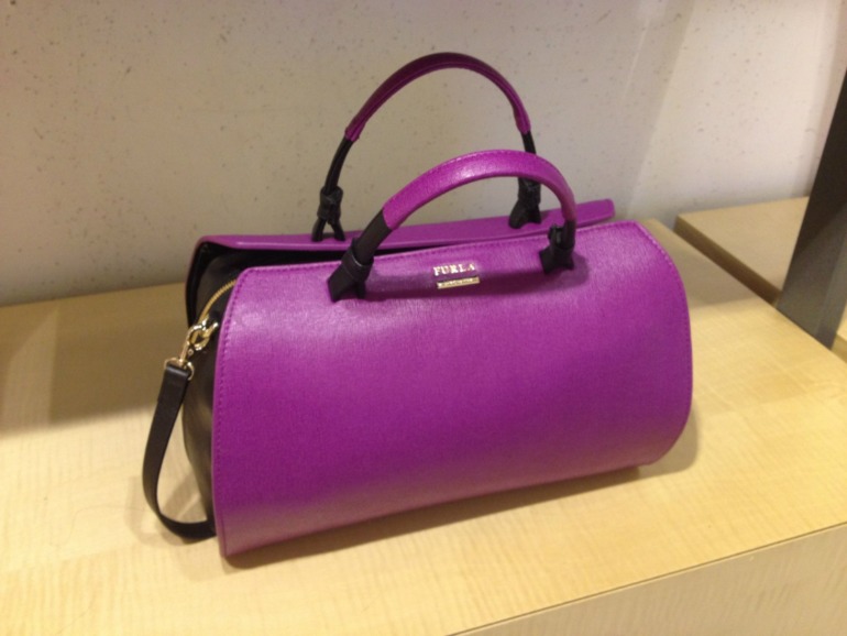 FURLA! Витрины сентябрь 2013