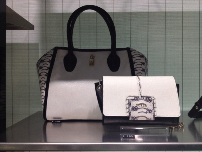 FURLA! Витрины сентябрь 2013