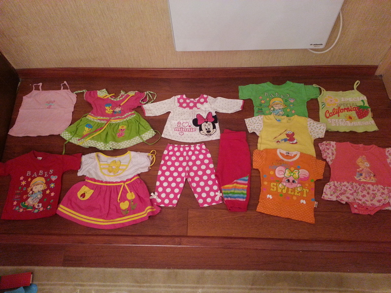 Вещи для дома(6-12 мес или до 80 см)-500 руб за все.