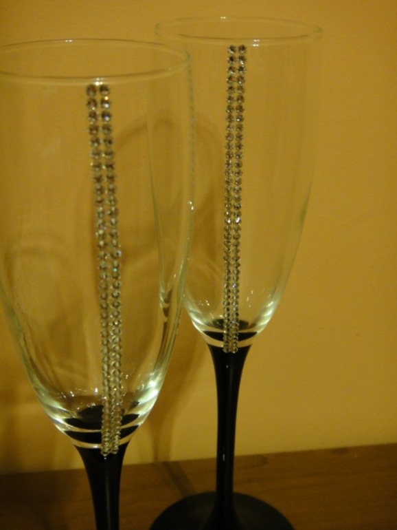 А вот и бокальчики!