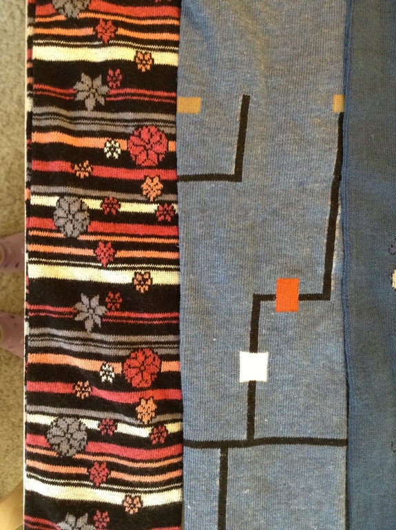 Колготки, новые, размер 134 +/- цена одних - 100 руб., пакетом - по 70 руб.