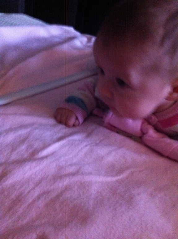 Нам три месяца)