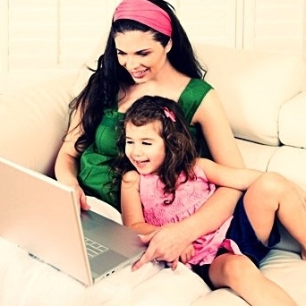 Статья "5 причин, по которым женщине нужно пережить декрет"