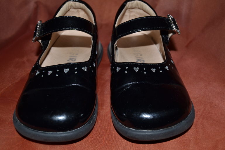 eec9ac6185c16ffafe584ce4969cf67f.jpg
