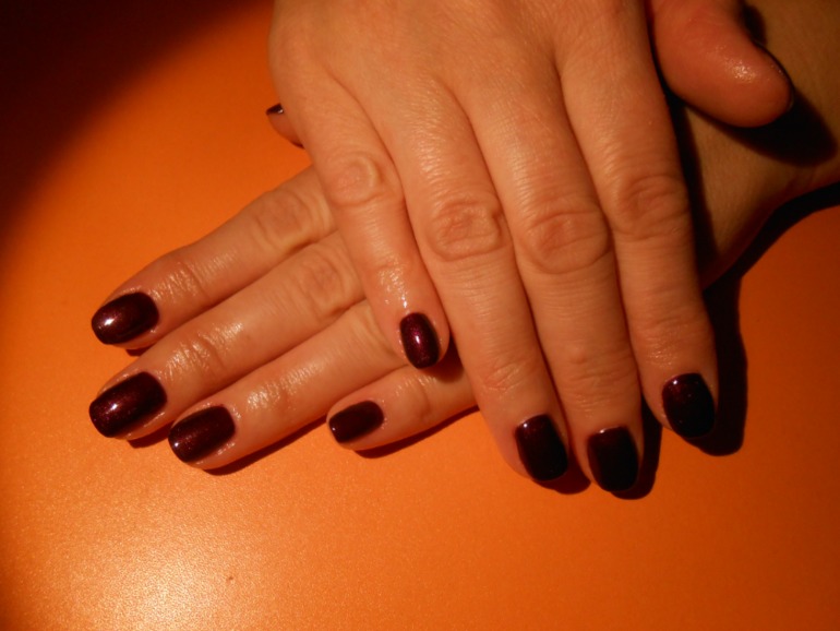 Маникюр с покрытием Shellac