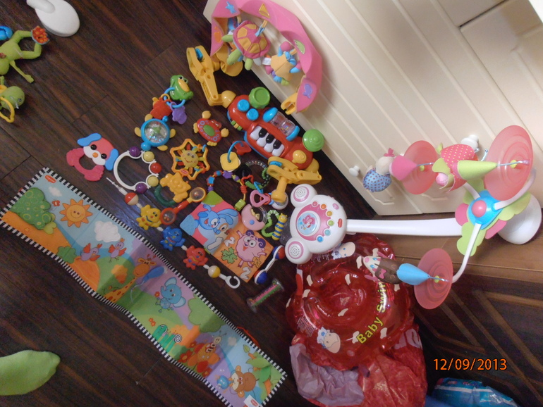 Игрушки ELC, Tiny Love, качели Fisher price, манеж Neo Nato