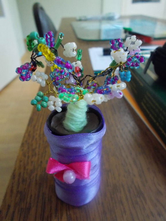 Готовимся к Дню Матери и кое-что о бисере...