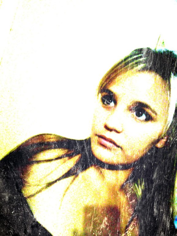 Загорелась постричься короче....