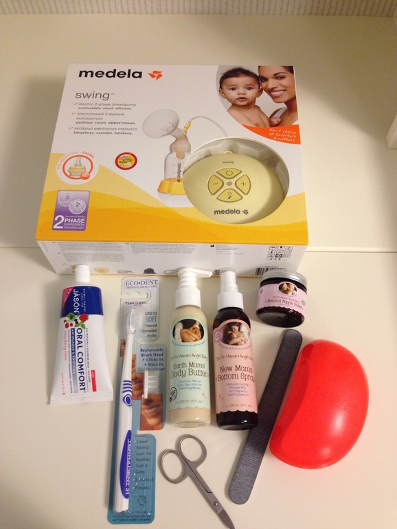 Наш багаж (пакеты в роддом)