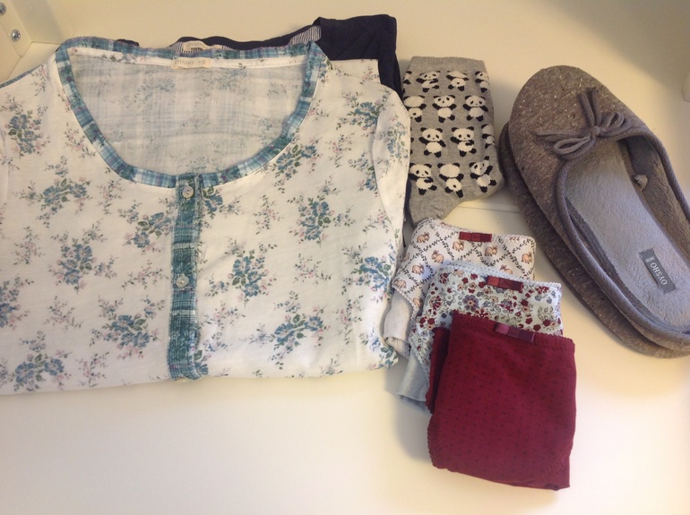 Наш багаж (пакеты в роддом)