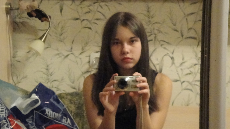 Как лучше с челкой или без?