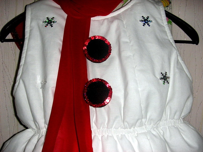 Костюм снеговика.