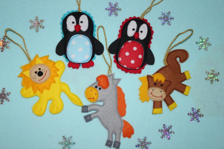 Игрушки на ёлку)