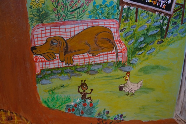 Стена в детской комнате