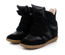 кросовки от 1200р до 1550р на адрес без ряда ( много расцветок)