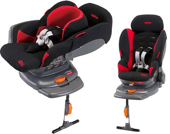 Продам автокресло Aprica Marshmallow. 12000 руб.