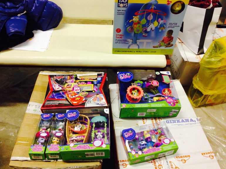 Продаю игрушки Pet shop, Bratz, Kiddiland, lego, kreo, nerf, машинки, Playdoh и тд