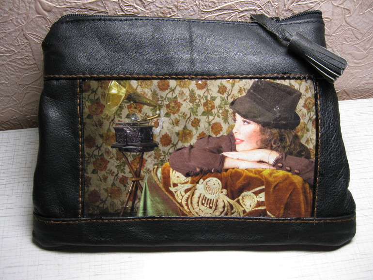 Косметичка из кожи