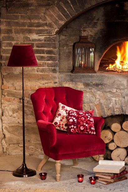 Секреты оформления каминной полки