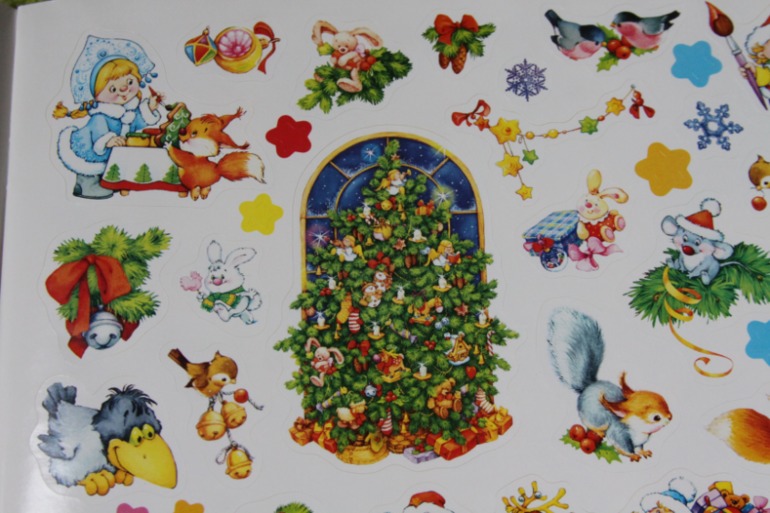 Новогодние книги с наклейками