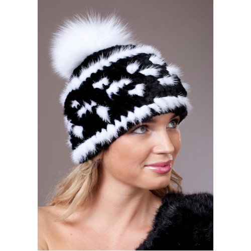 Шапки меховые и вязанные!По вопросам цены в личные сообщения.