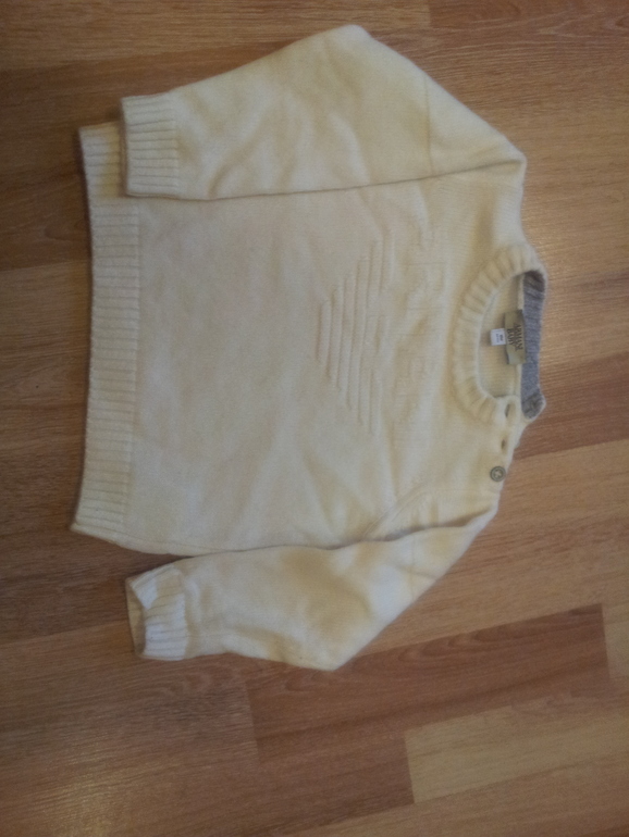 Свитер Baby Armani р.82    900р.