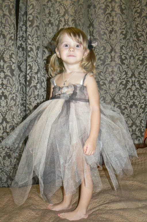 Наряды для новогодних торжеств