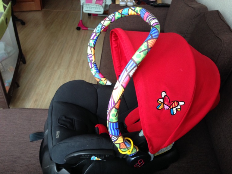 Эксклюзивное автокресло Maxi-Cosi Britto c базой