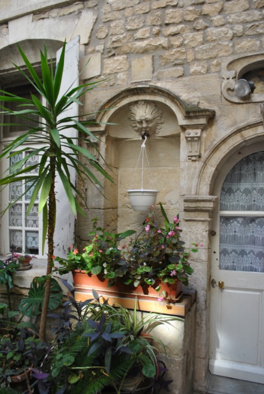 Франция : Ним