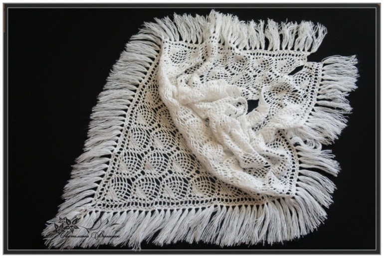 И снова шаль