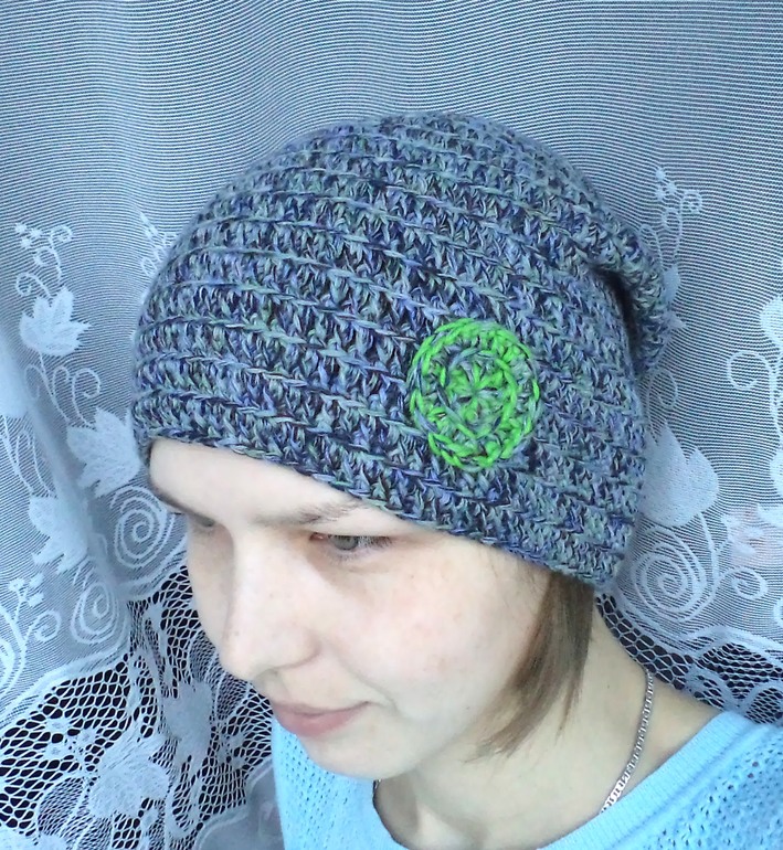 шапка-колпак с рельефом