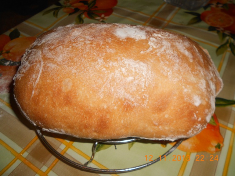 Та-да-да-дам!!!! Белый домашний хлеб на пшеничной закваске))))