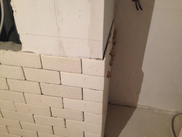 Нужен совет: чем покрыть кирпичную кладку.