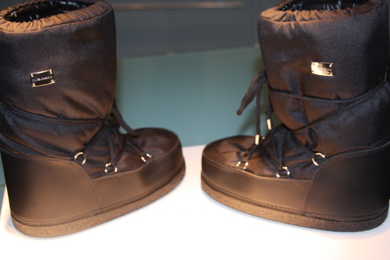 Сноубытсы ***DOLCE@GABBANA*** 38-40 размер