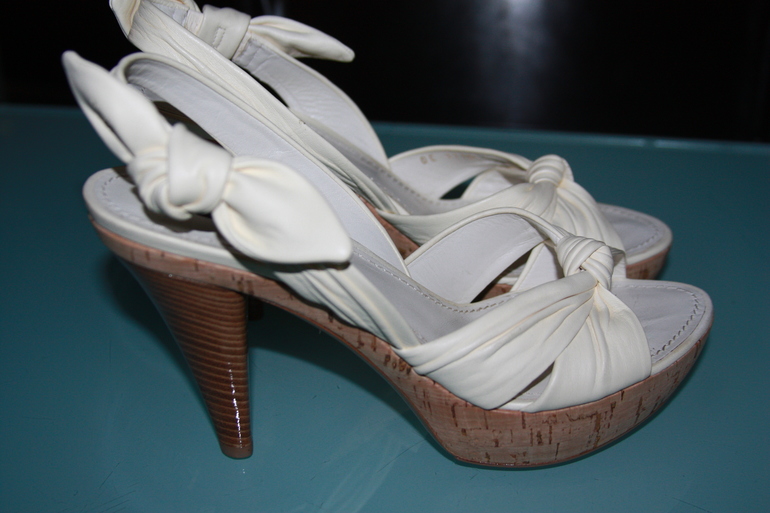 ***Louis VUITTON***BALMAN***CELINE***ESCADA***GINA***VALENTINO***.Оригинал