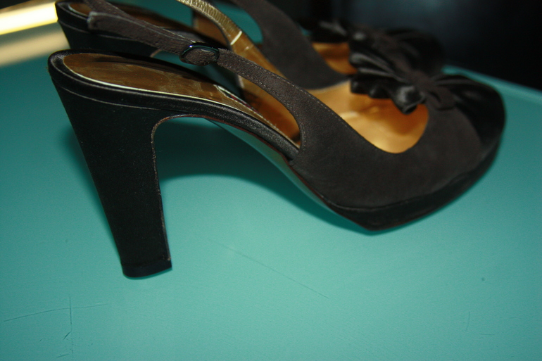 ***Louis VUITTON***BALMAN***CELINE***ESCADA***GINA***VALENTINO***.Оригинал