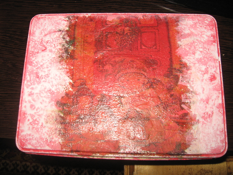 скатывается лак