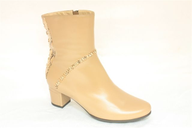 ПИАР! Осенние сапожки по 1000 р всего!Встаем и записываемся в ряды!Ишем 35,36,37,38,39,40,41 р!