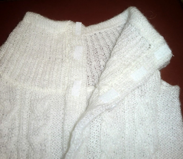 Кофточка-безрукавка