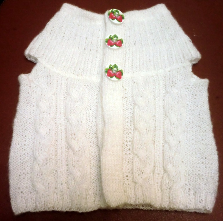 Кофточка-безрукавка