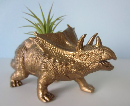 Вторая жизнь игрушек