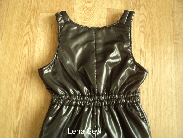 Полукомбинезон а-ля Монклер