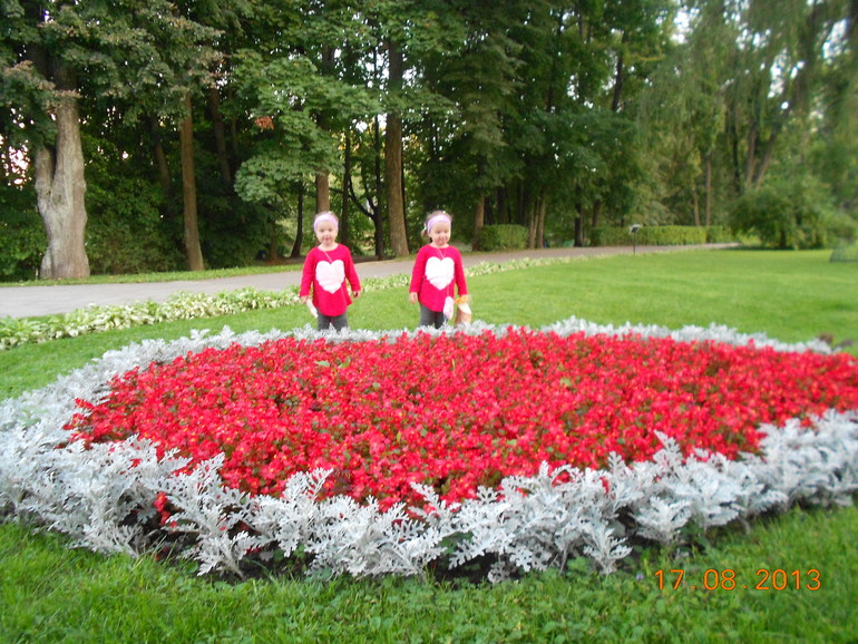 Спасибо,Юля...огромное))мы всегда и везде самые модные!!!