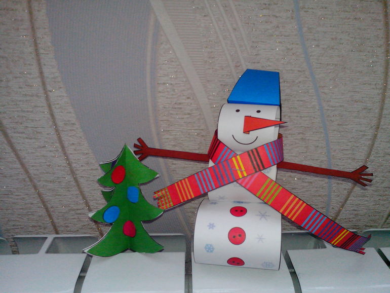 Немного вышивки и много поделок. (много фото)