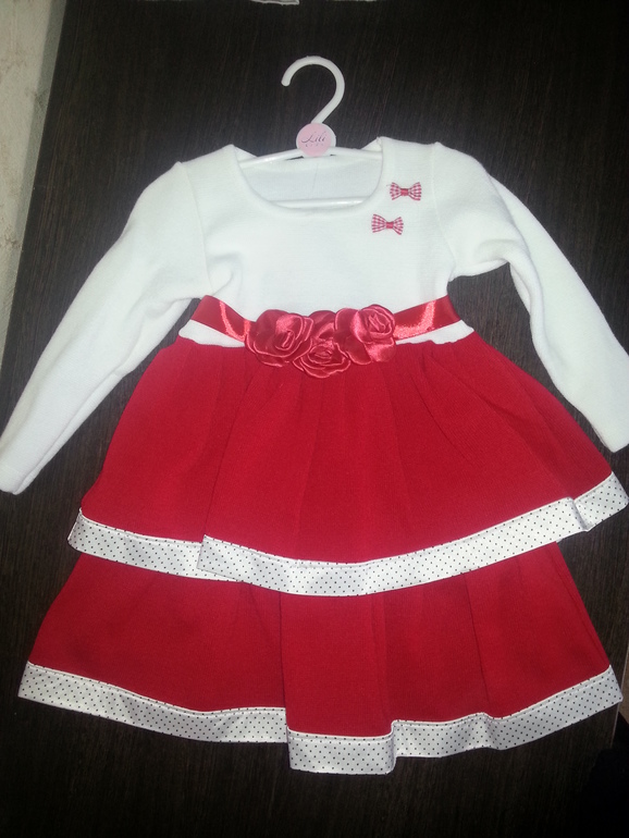 Новое платье Lili 4 года 1500 руб