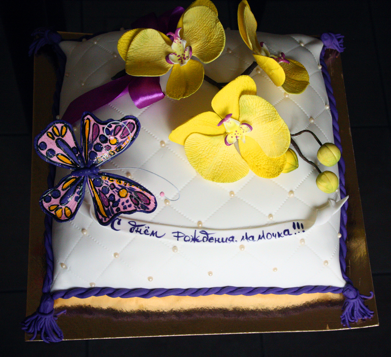 Торт для мамы с орхидеями.