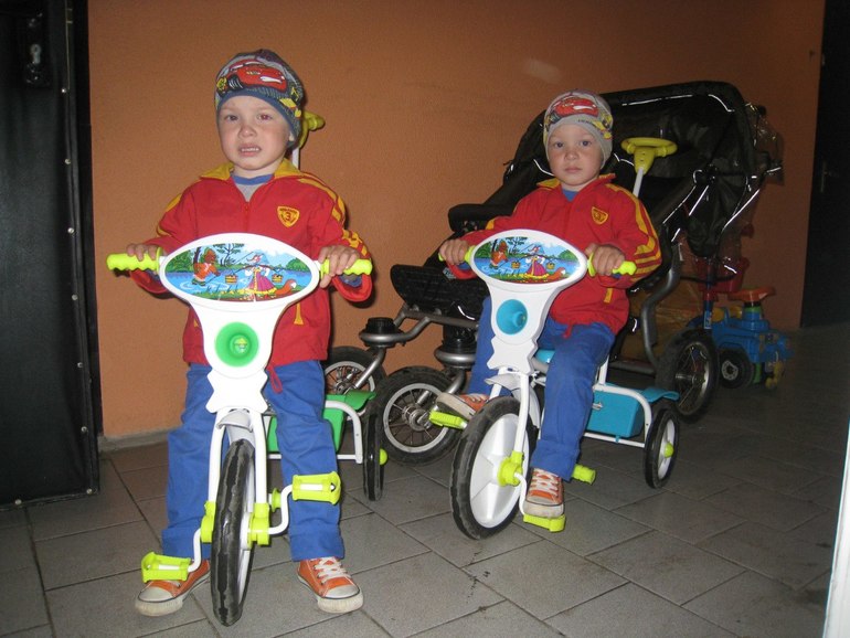 Успела!!!!!! Ребята, с Днем рождения!!!!!