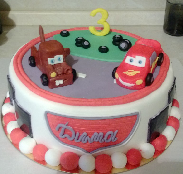 И снова тачки