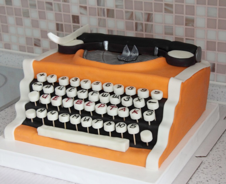 Торт Печатная машинка